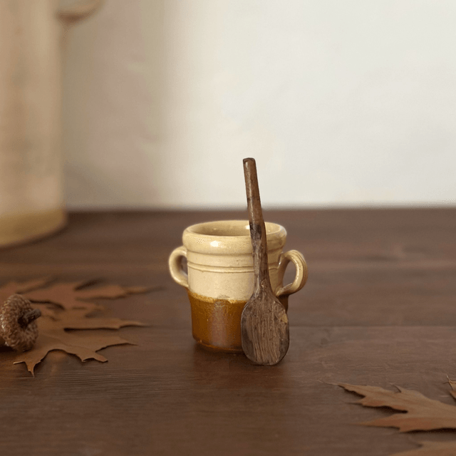 le mini pot à confit et sa cuillère