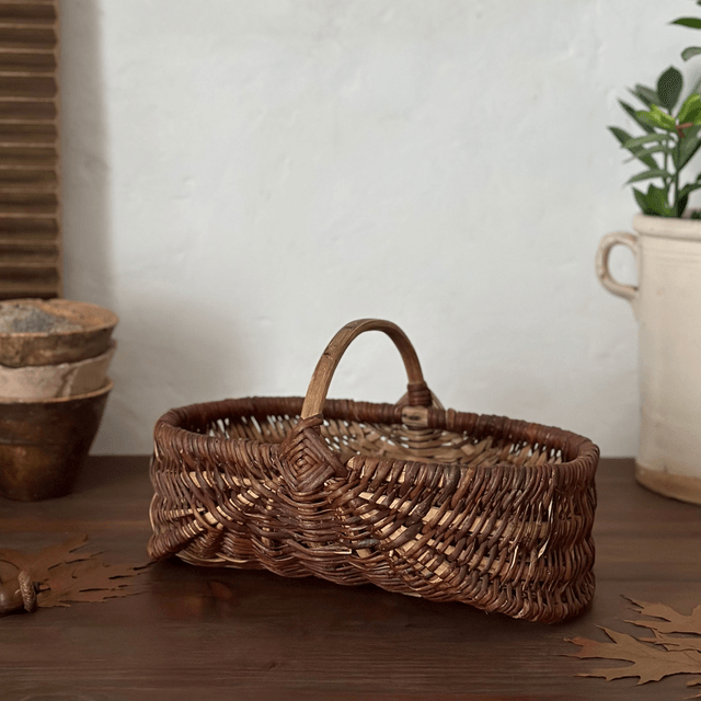 le panier de cueillette en osier