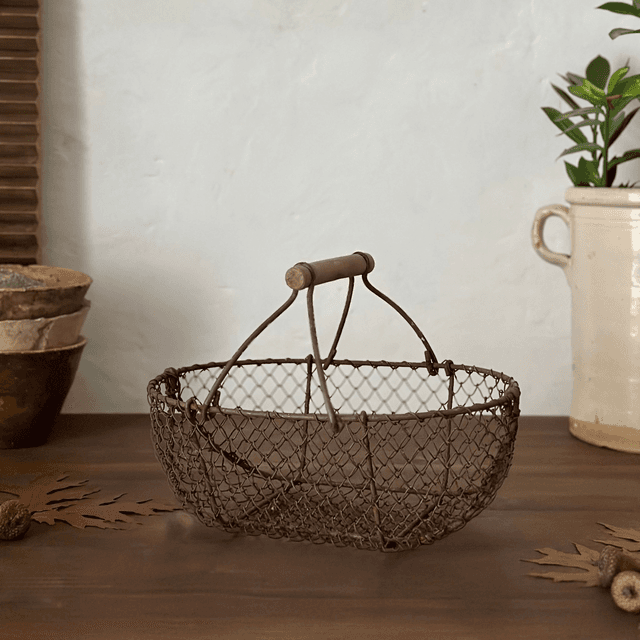 le panier en fer tressé